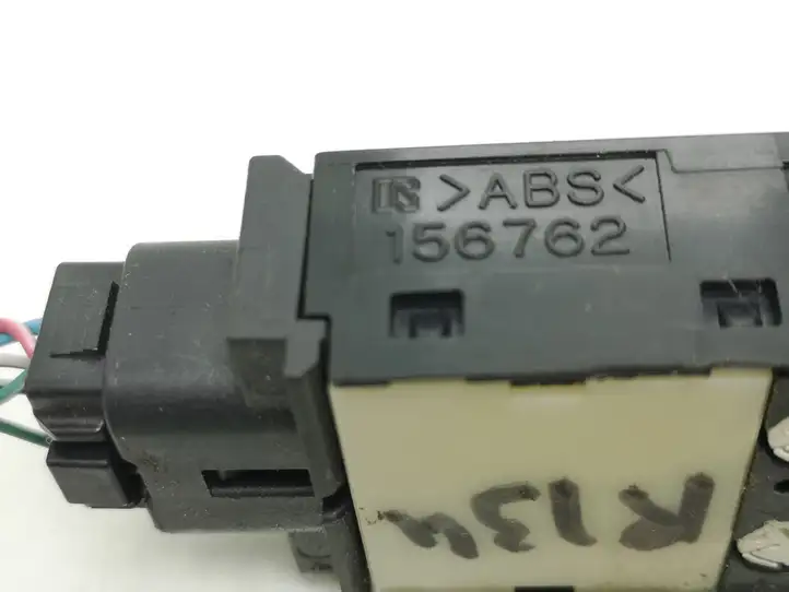 Toyota Avensis T250 (2006 - 2009) 156762 Кнопка обогрева стекла — фото 3