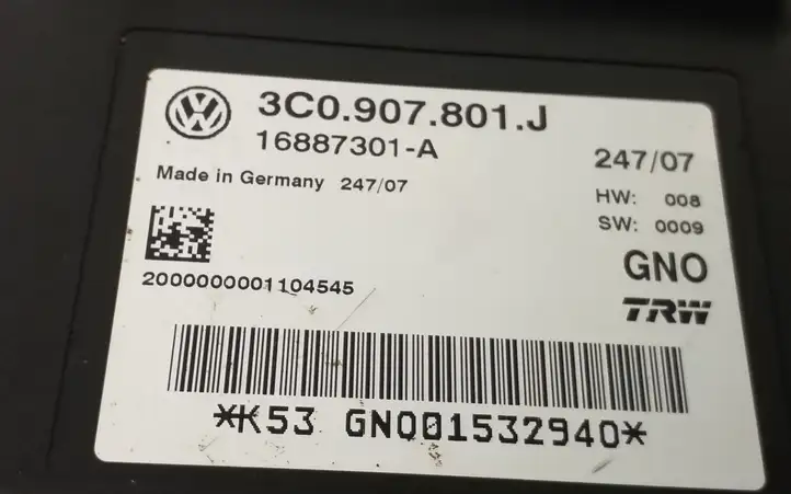 Volkswagen PASSAT B6 (2005 - 2010) 3C0907801J Блок управления стояночным тормозом — фото 3