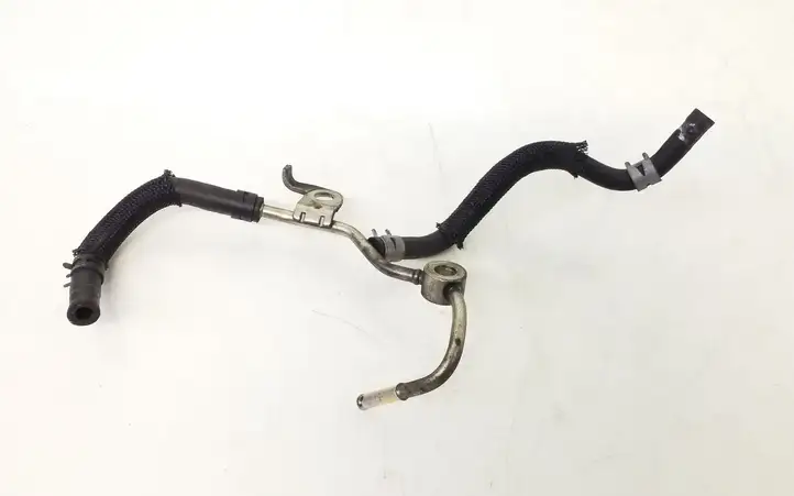 Toyota Avensis T250 (2006 - 2009) Трубка топливной системы — фото 2