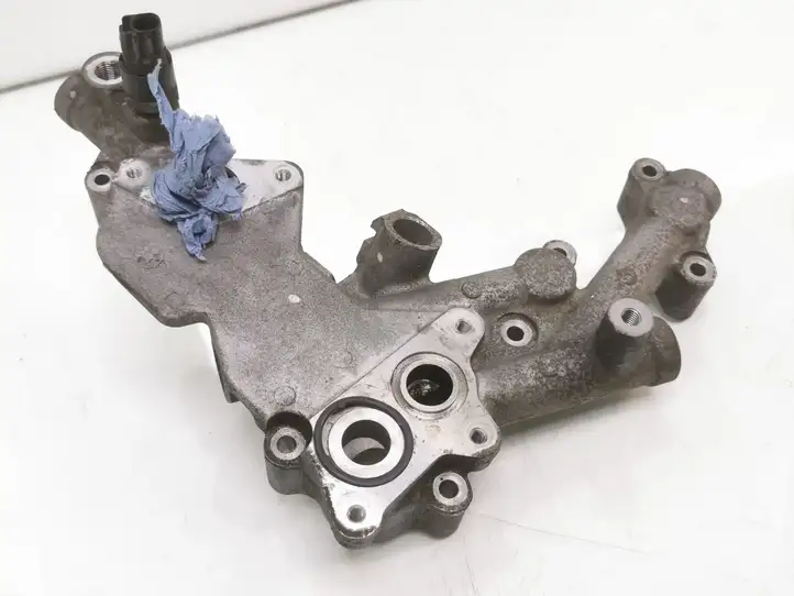Toyota Avensis T250 (2006 - 2009) 40174201 Другая деталь двигателя — фото 5
