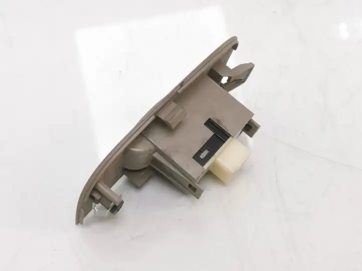 Toyota Avensis T250 (2006 - 2009) 7423105140 Блок кнопок стеклоподъемников — фото 2