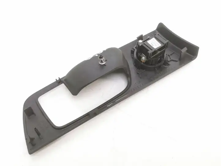 Toyota Avensis T250 (2006 - 2009) 6761705040 Твитер задних дверей — фото 4