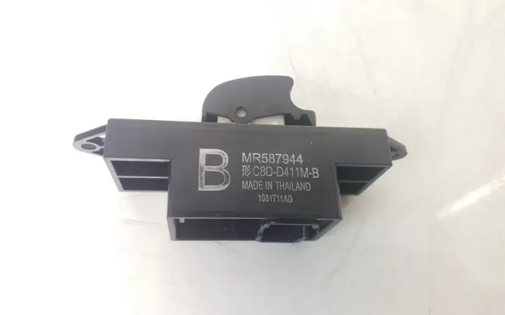 Mitsubishi ASX (2010 - 2016) MR587944 Кнопка стеклоподъемников — фото 3