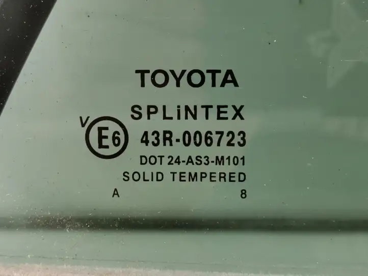 Toyota Avensis T250 (2006 - 2009) Форточка двери — фото 2