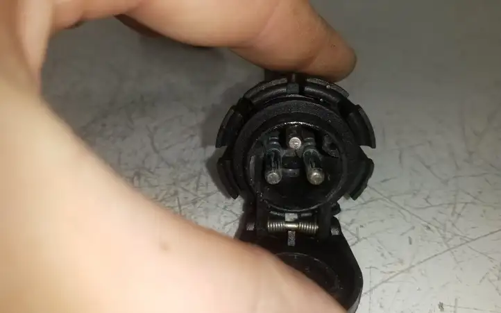 Ford Galaxy (2000 - 2006) B460801 Электроподогрев двигателя — фото 4