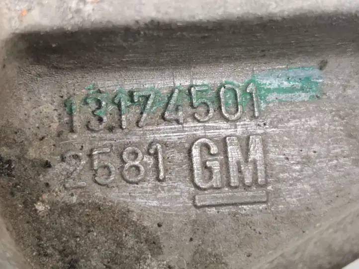 Opel Astra H (2004 - 2009) 131745012581 Кронштейн двигателя — фото 4