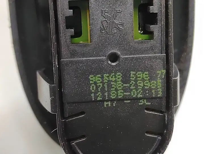 Peugeot 207 (2006 - 2009) 9654859677 Блок кнопок стеклоподъемников — фото 2