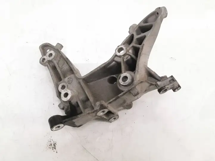 Peugeot 207 (2010 - 2016) 9684613880 Кронштейн генератора — фото 6