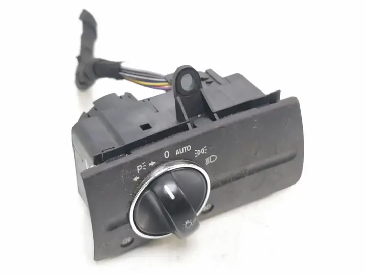 Mercedes-Benz E W211 (2002 - 2009) 2115450704 Включатель фонарей — фото 1