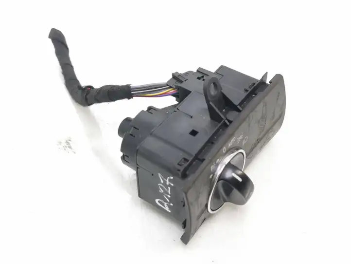 Mercedes-Benz E W211 (2002 - 2009) 2115450704 Включатель фонарей — фото 7