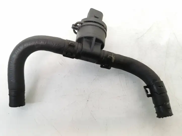 Volkswagen Touran I (2003 - 2010) 038906081b Трубка топливной системы — фото 1