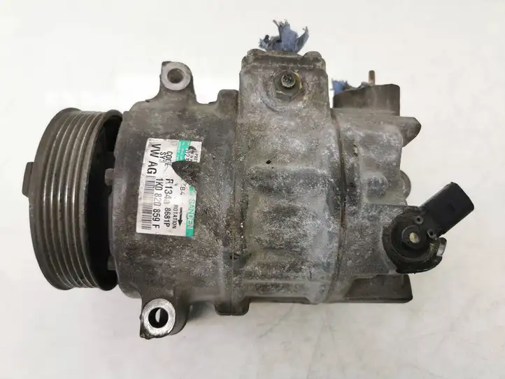 Volkswagen Touran I (2003 - 2010) 1k0820859f Компрессор (насос) кондиционера воздуха — фото 1