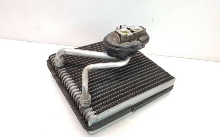 Audi A3/S3 8L (2000 - 2003)  1K0820679 Радиатор кондиционера воздуха (в салоне)