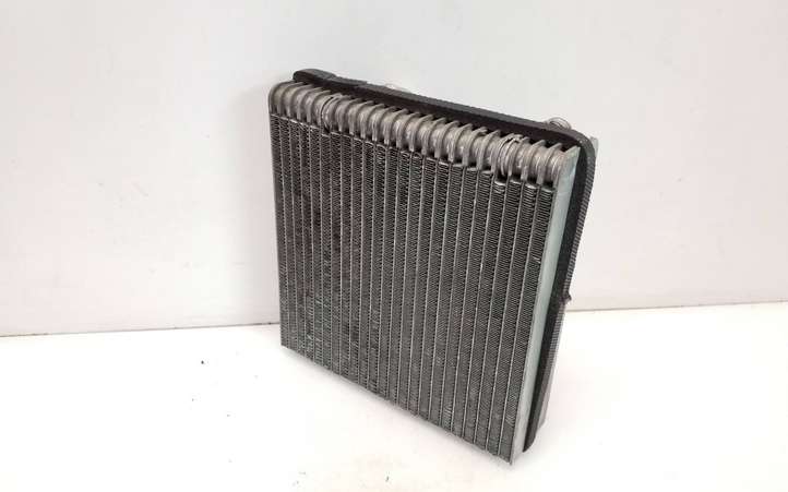 Audi A3/S3 8L (2000 - 2003)  1K0820679 Радиатор кондиционера воздуха (в салоне)