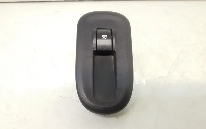 Renault Kangoo II (2008 - 2014) 8200548968 Кнопка стеклоподъемников — фото 1