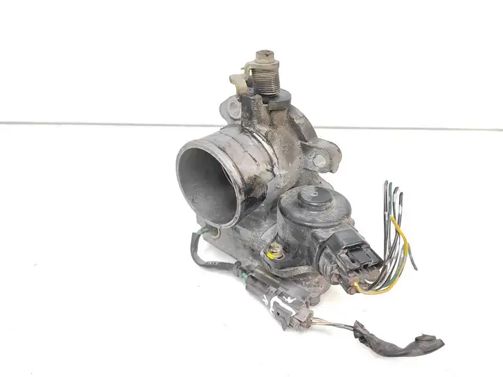 Toyota Avensis T250 (2003 - 2006) 270204J12 Дроссельная заслонка — фото 1