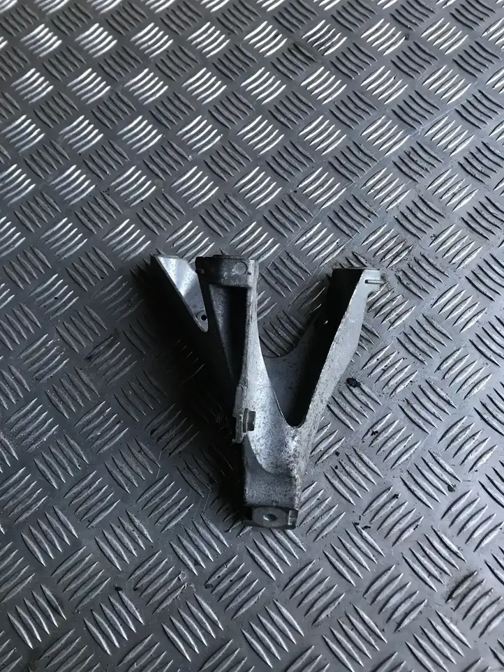 Audi A4 S4 B7 8E 8H (2004 - 2009) 8E0199308AF Кронштейн двигателя — фото 4