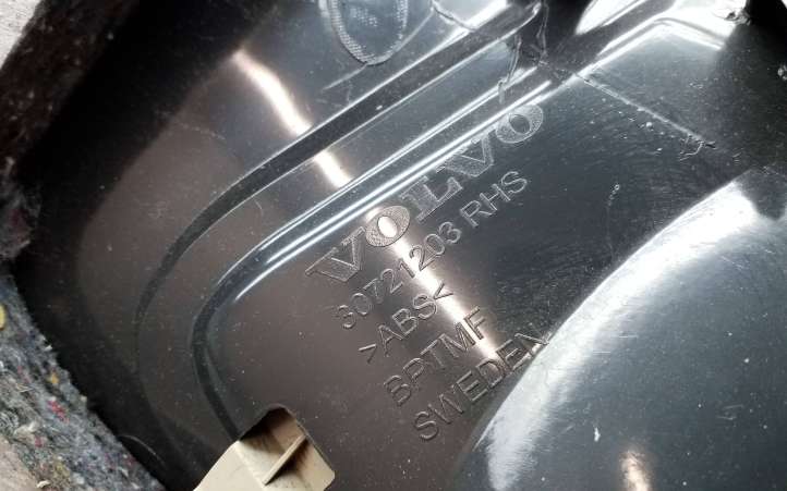 Volvo XC60 (2008 - 2013)  30721203 Нижний отделочный щит бока багажника