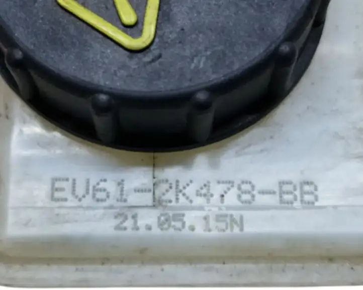 Ford Kuga II (2013 - 2019) EV612K478BB Бачок тормозной жидкости — фото 7