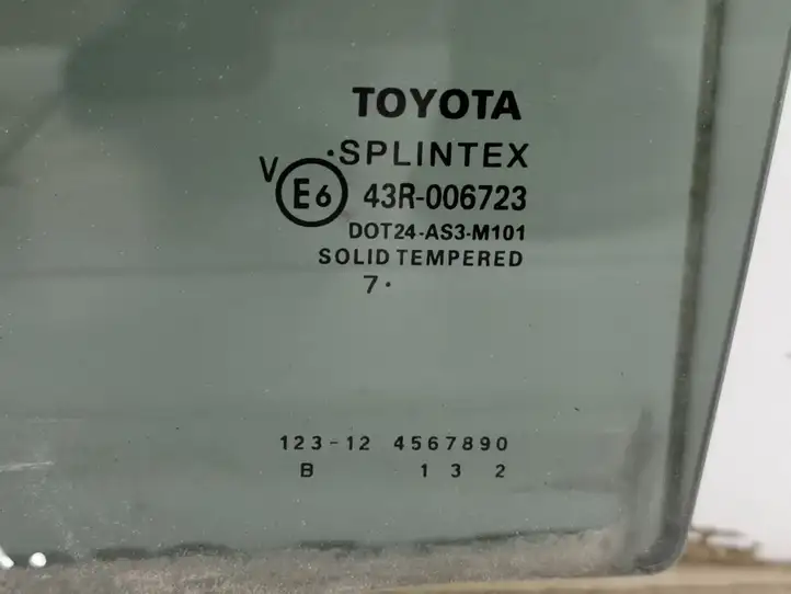 Toyota Avensis T250 (2006 - 2009) Стекло задней двери — фото 2