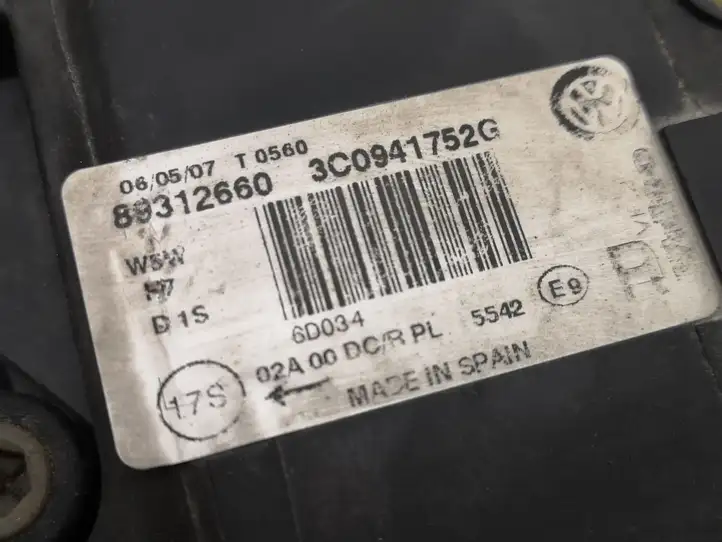 Volkswagen PASSAT B6 (2005 - 2010) 3C0941752G Передняя фара — фото 4