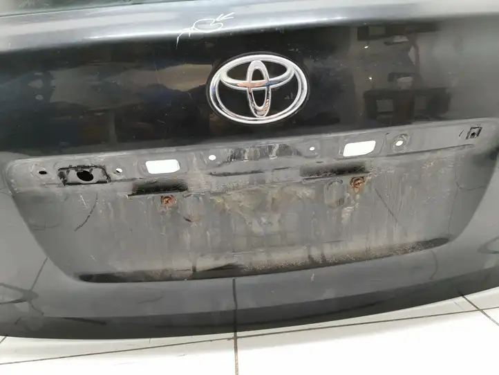 Toyota Avensis T250 (2006 - 2009) Крышка багажника — фото 8