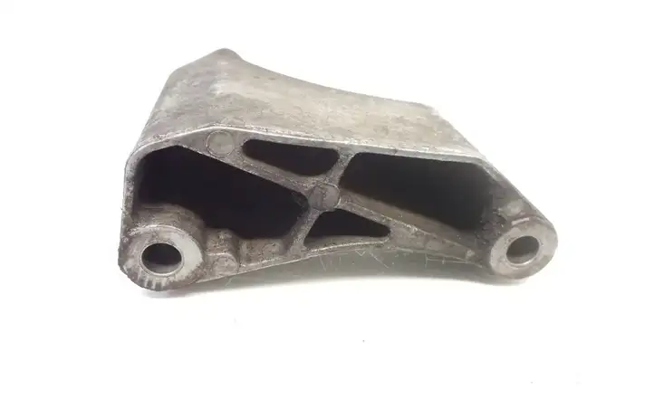 Mercedes-Benz E W211 (2002 - 2009) A6112340239 Кронштейн компрессора кондиционера воздуха — фото 2