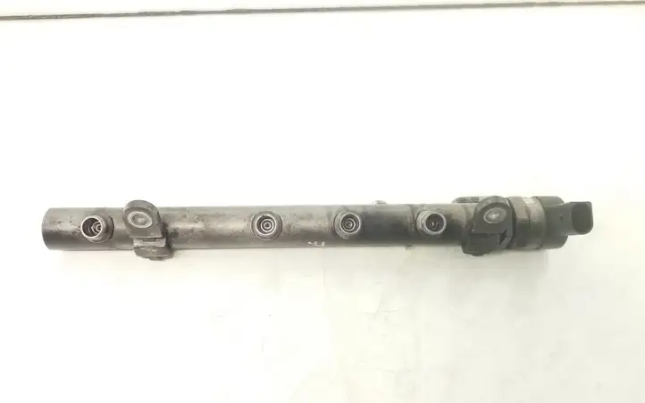 Mercedes-Benz E W211 (2002 - 2009) A6420700495 Магистральная топливная трубка — фото 1