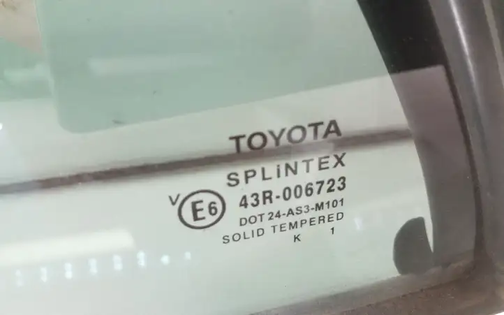 Toyota Avensis T250 (2006 - 2009) Форточка двери — фото 2