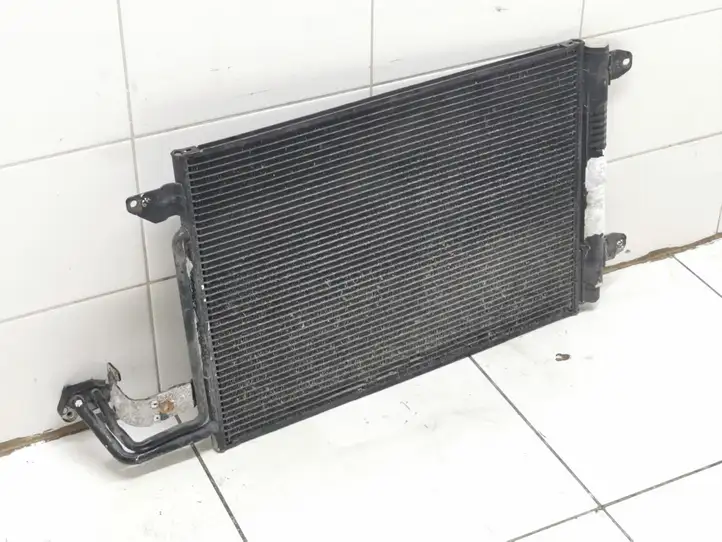 Volkswagen Golf V (2003 - 2009) 1K0820411E Радиатор кондиционера — фото 2