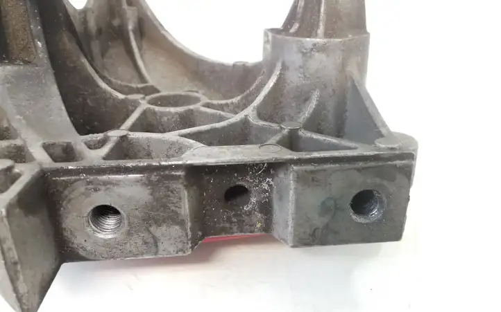 Volkswagen PASSAT B6 (2005 - 2010) 03G199207G Кронштейн двигателя — фото 5