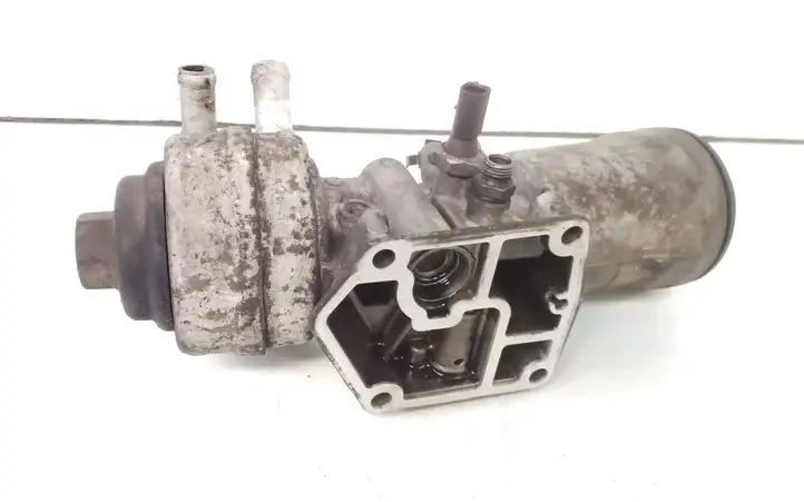 Audi A3/S3 8P (2004 - 2008) 045115389K Кронштейн масляного фильтра — фото 4