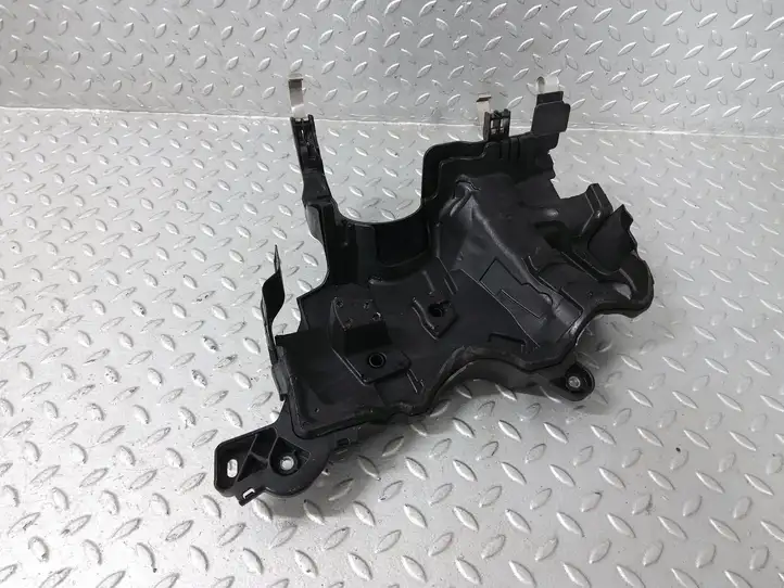 Mercedes-Benz A W177 (2018 - ) A6080740200 Крышка двигателя декоративная — фото 5