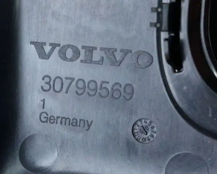 Volvo XC60 (2008 - 2013) 30799569 Накладка зеркала заднего вида — фото 8