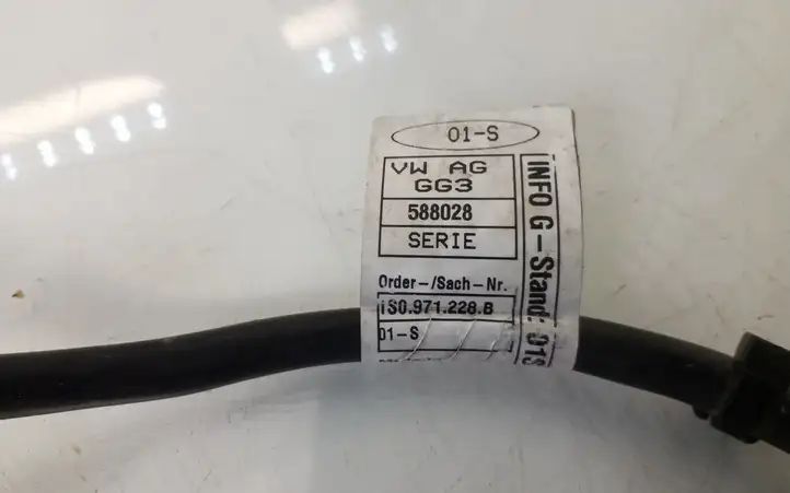 Volkswagen Up (2011 - ) 1S0971228B Минусовой провод аккумулятора — фото 2