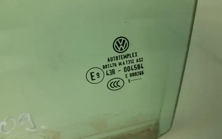 Volkswagen Jetta V (2005 - 2010) Стекло задней двери — фото 2