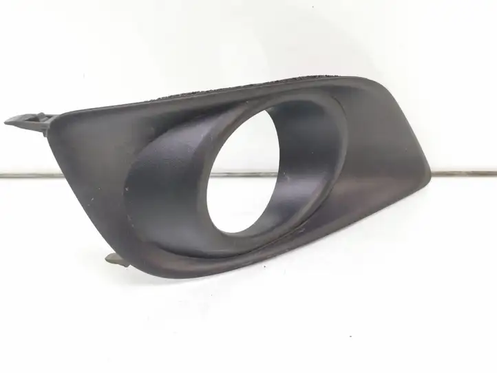 Toyota Avensis T250 (2006 - 2009) 5212705030 Решетка противотуманной фары — фото 1