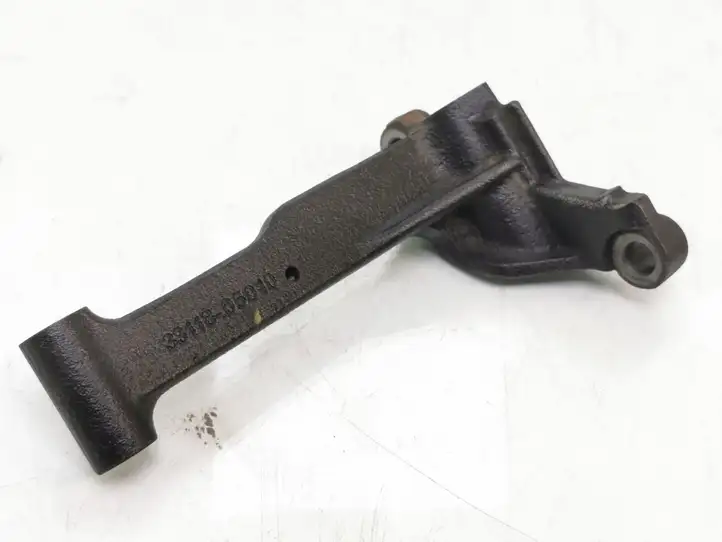 Toyota Avensis T250 (2006 - 2009) 3311805010 Кронштейн двигателя — фото 1