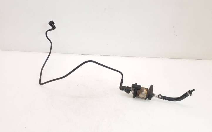 Audi A6 (2011 - 2014)  8K0963303 Топливный насос автономного отопителя (webasto)