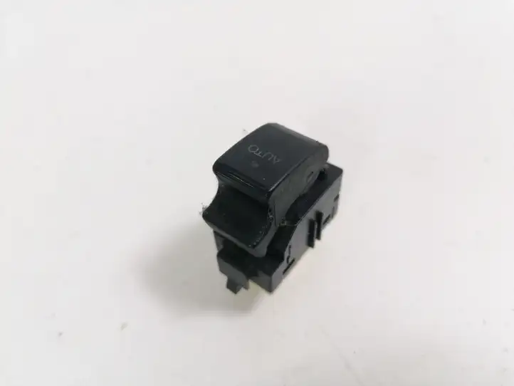 Toyota Avensis T250 (2006 - 2009) 8481005050 Блок кнопок стеклоподъемников — фото 1