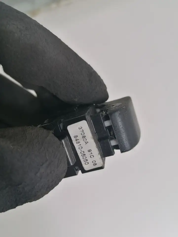 Toyota Avensis T250 (2006 - 2009) 8481005050 Блок кнопок стеклоподъемников — фото 3