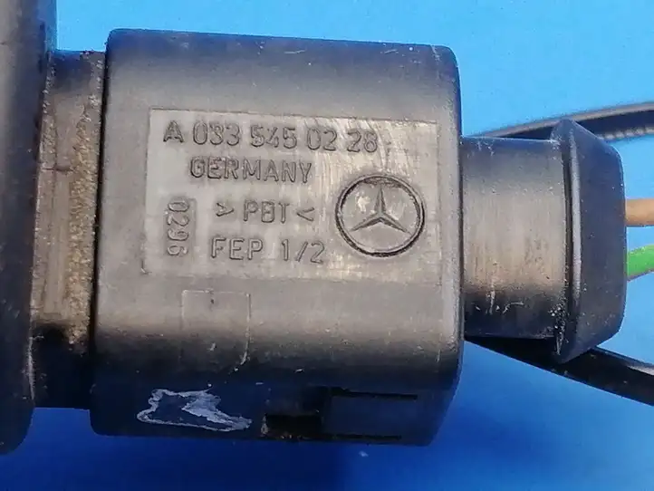 Smart ForTwo I (2000 - 2007) A0335450228 Насос омывателя стекла — фото 10