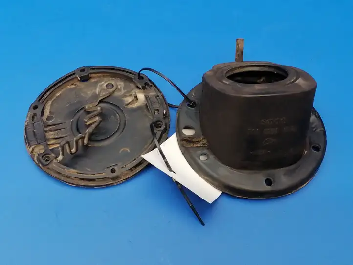 Smart ForTwo I (2000 - 2007) 0001513V011 Крышка топливного бака — фото 3