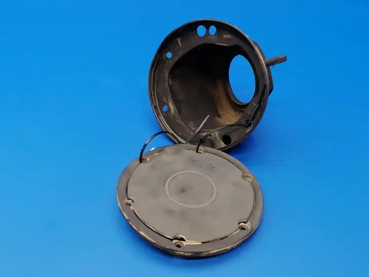 Smart ForTwo I (2000 - 2007) 0001513V011 Крышка топливного бака — фото 6