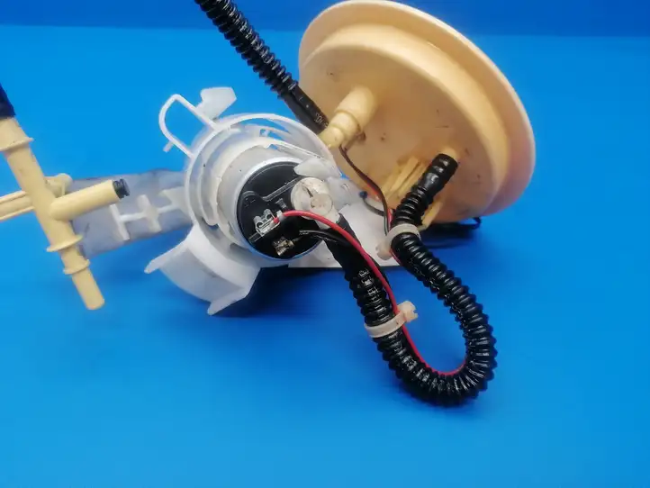 BMW 5 GT F07 (2010 - 2017) 09751100511 Топливный насос (в баке) — фото 11