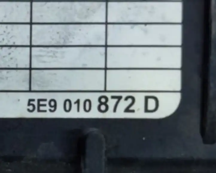 Skoda Octavia Mk3 (5E) (2013 - 2019) 5E0809702 Крышка топливного бака — фото 10