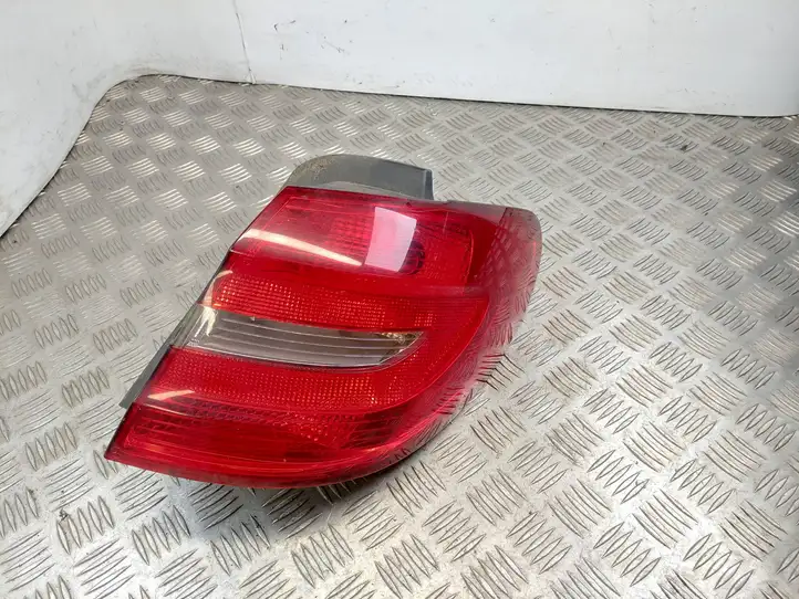 Mercedes-Benz B-class W246 (2011 - 2014) A2468200264 Задний фонарь в кузове — фото 1