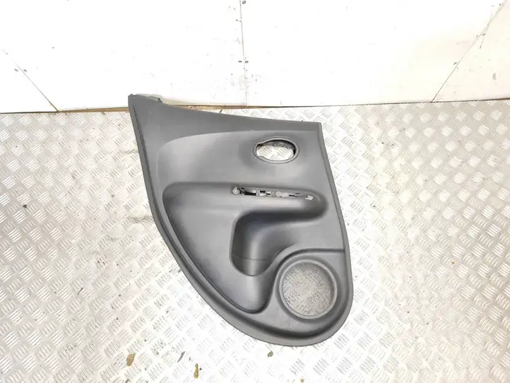 Nissan Juke I F15 (2010 - 2018) 829231K60A Обшивка задней двери — фото 1