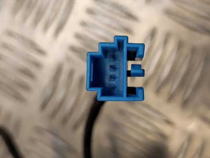 Mercedes-Benz B-class W246 (2011 - 2014) A2468230411 USB разъем — фото 3