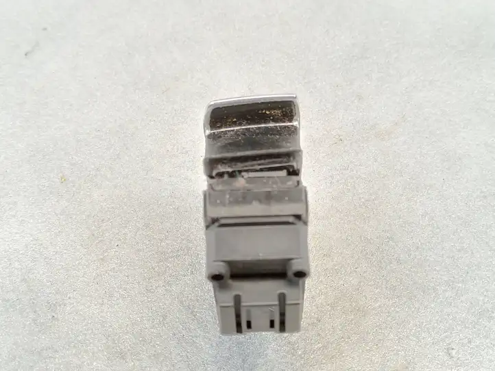 Audi A4 S4 B8 8K (2007 - 2011) 8K2927225B Кнопка ручного тормоза — фото 3
